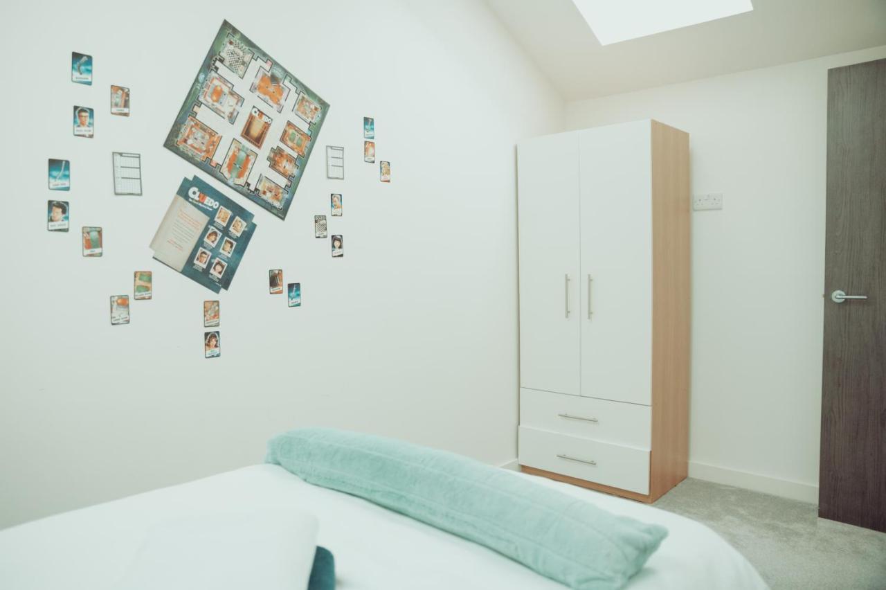 Апартаменты Bv Rare 3 Bedrooms At Conditioning House Bradford Perfect For Contractors