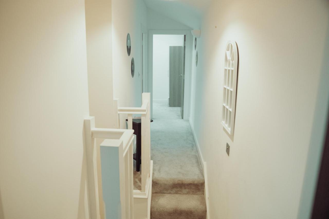 Bv Rare 3 Bedrooms At Conditioning House Bradford Perfect For Contractors *