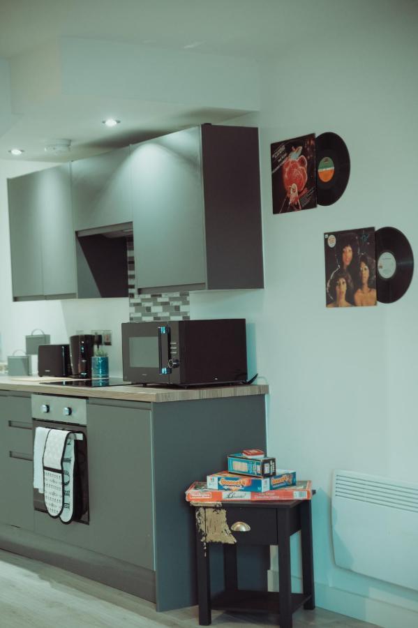 Bv Rare 3 Bedrooms At Conditioning House Bradford Perfect For Contractors Apartment *