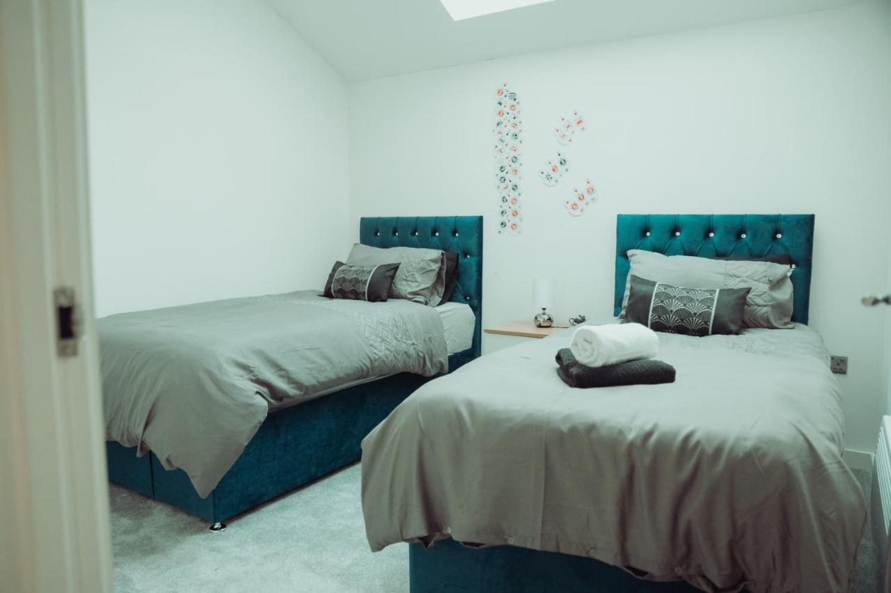 Apartment Bv Rare 3 Bedrooms At Conditioning House Bradford Perfect For Contractors