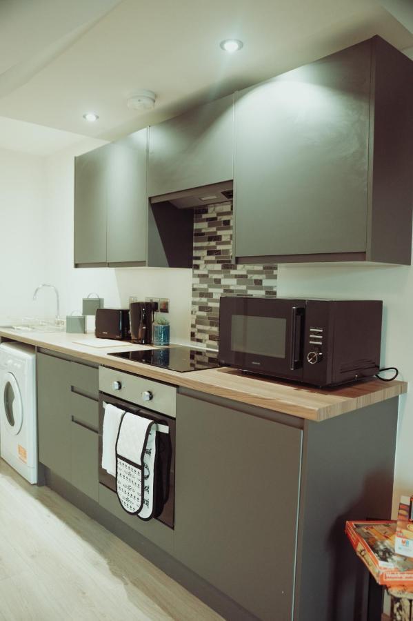 Bv Rare 3 Bedrooms At Conditioning House Bradford Perfect For Contractors *
